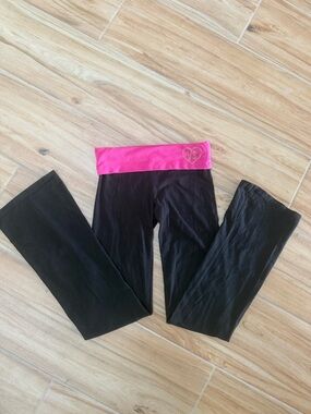 Small Long Y2K Victoria's Secret pink Foldover Yoga Pants Flare rhinestone heart